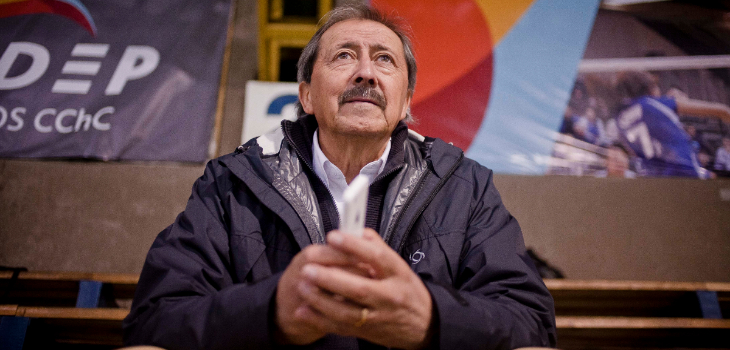 Pollo Véliz repasó a dirigencia, Paredes y Valdivia: 