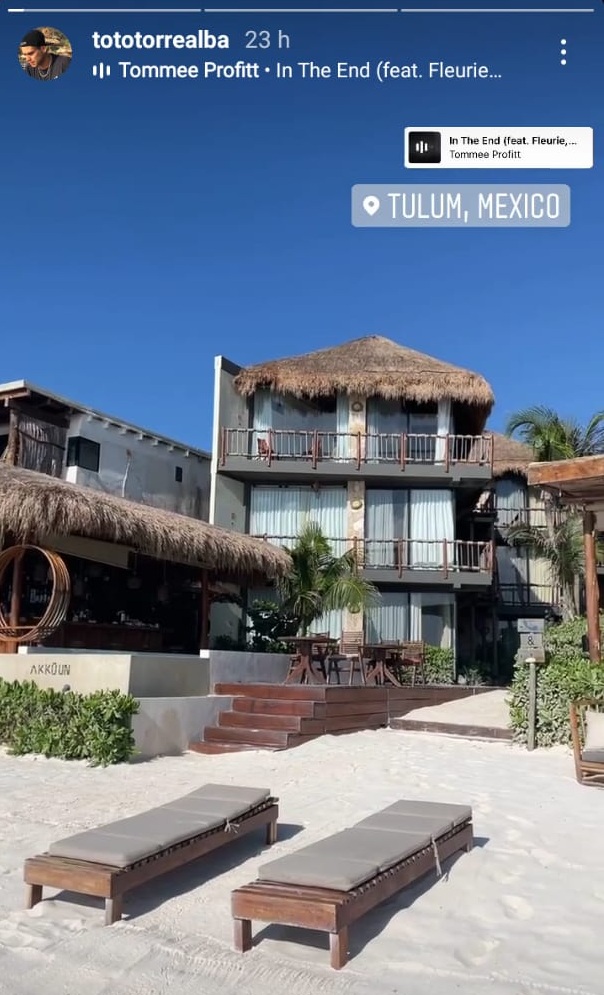 Kel con su supuesta pareja Toto Torrealba