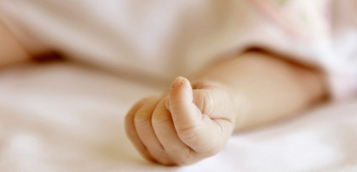 Vacunan por error con dosis contra el COVID-19 a bebé de 6 meses en Villarica: está en seguimiento