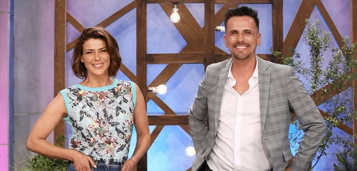 Ángeles Araya llega a 