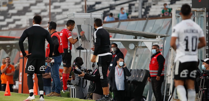 Colo Colo se lanza contra Gilabert: denuncia a juez ante la ANFP por penal no cobrado ante Cobresal