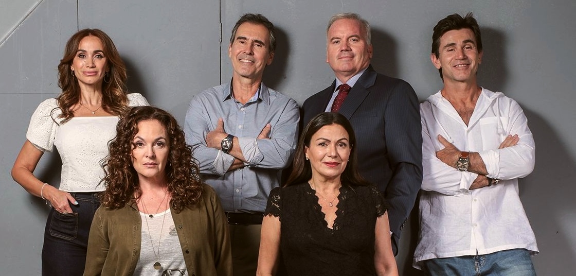 Este será el look definitivo de los antiguos y nuevos personajes de 'Verdades Ocultas', tras 25 años