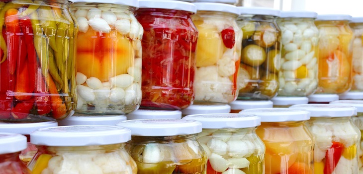 Alimentos fermentados: qué son, los beneficios para tu organismo y cómo prepararlos en casa