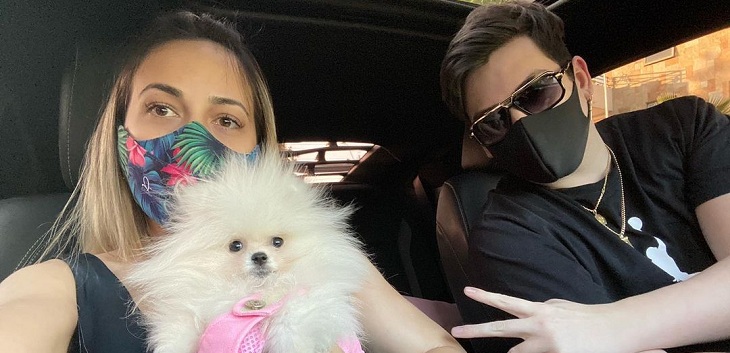 Nano Calderón emprendió viaje con su pareja Rebeca Naranjo al extranjero: compartieron registros