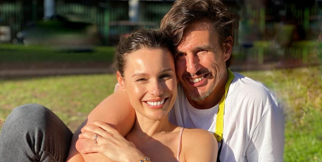 Roberto García, esposo de Pampita, compartió la primera foto de la modelo notoriamente embarazada