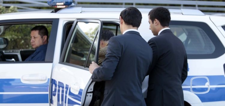 Hijo de concejal UDI queda en prisión preventiva por violación reiterada a una menor de edad en Lota