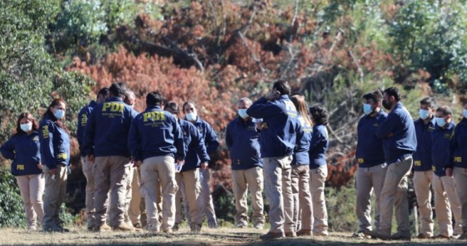 Termina registro a casa de Tomás y PDI retira elemento para su análisis