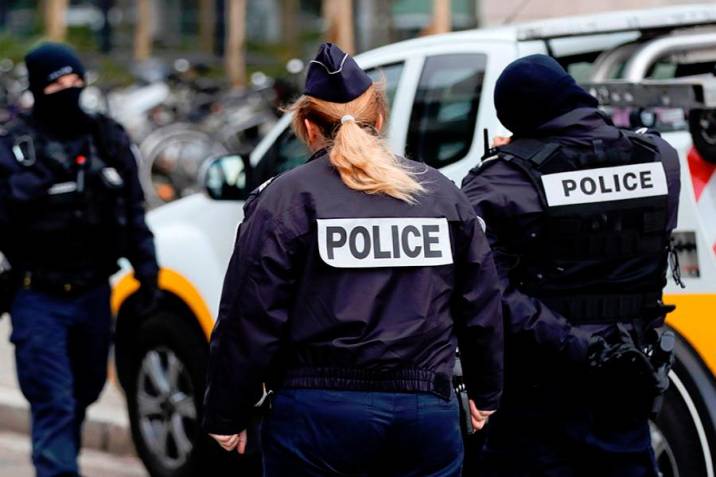 Hombre fue detenido en Francia tras arrojar una cabeza humana por la ventana: investigan crimen