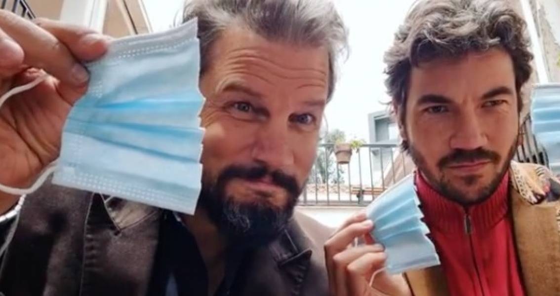 Dr. File rompe mascarilla