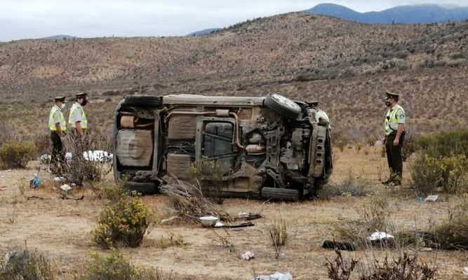 Tragedia en Coquimbo: niñas de 10 y 13 años murieron tras volcamiento de auto en ruta 5 norte