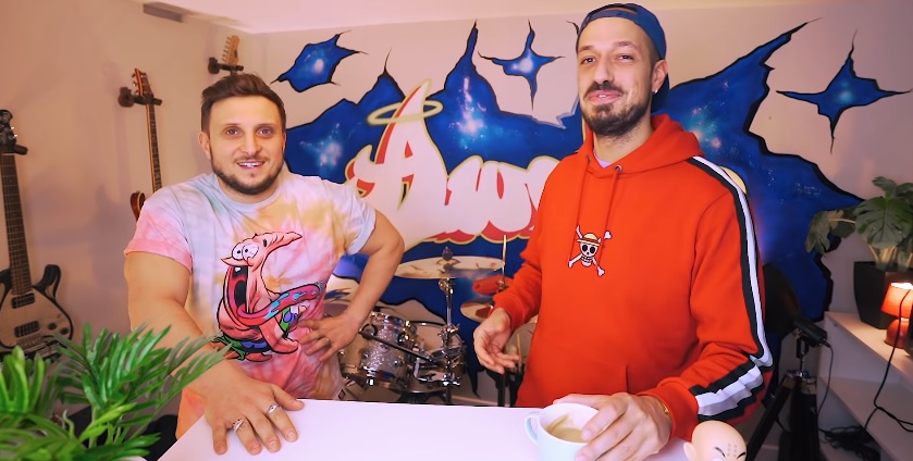 Pareja de youtubers superó el reto del presidente de Francia con un video viral sobre la pandemia