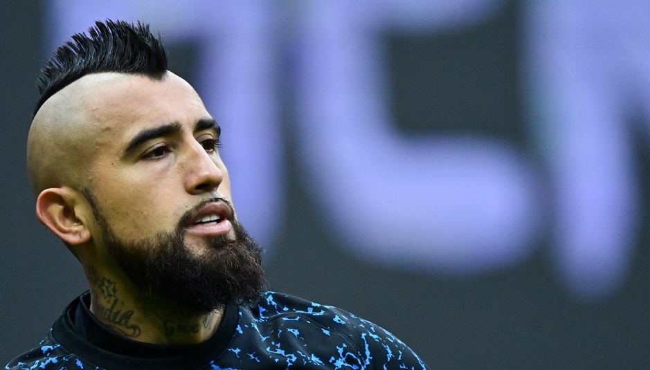 Como protesta: aseguran que Arturo Vidal estaría analizando no participar en los duelos de 