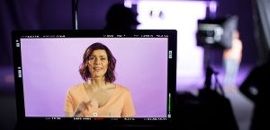 Canal 13 conmemora el Día Internacional de la Mujer presentando el manifiesto y pilar de marca 13M