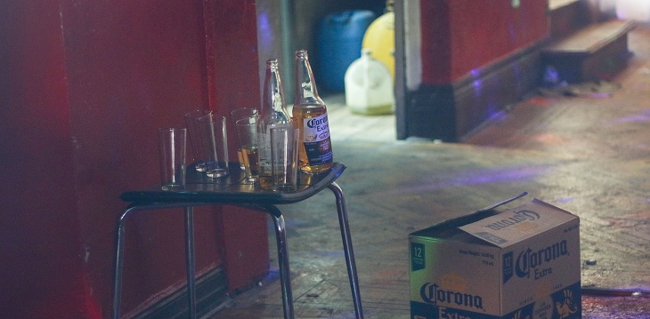 Inician sumario sanitario a 9 personas que participaron de fiesta clandestina swinger en Providencia