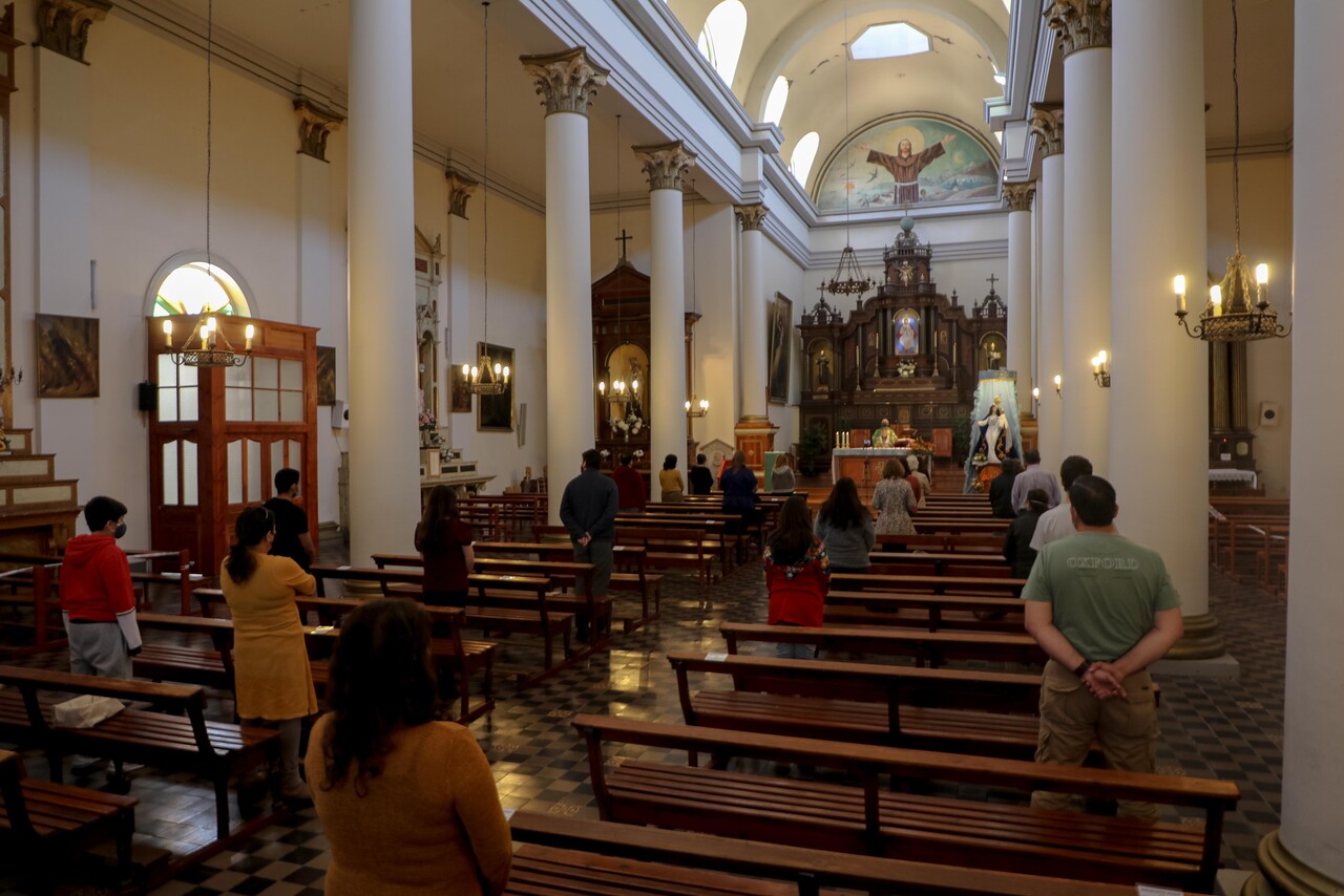 ¿Misas en Fase 2? Las duras cifras de COVID-19 que han dejado las reuniones religiosas en el mundo