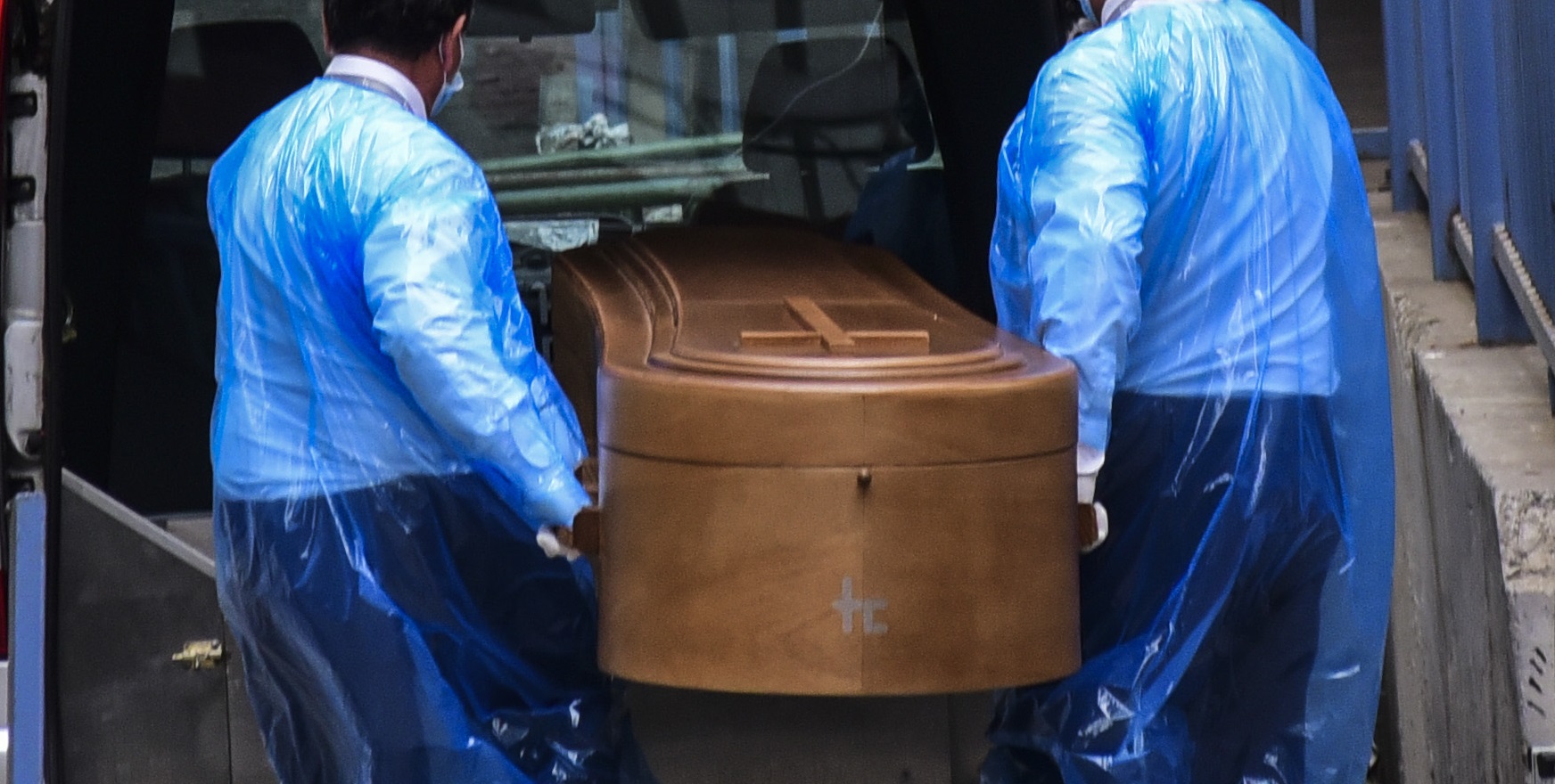 Cadáver fue entregado por error a otra familia en Hospital del Talca: ataúd iba rumbo a Santiago