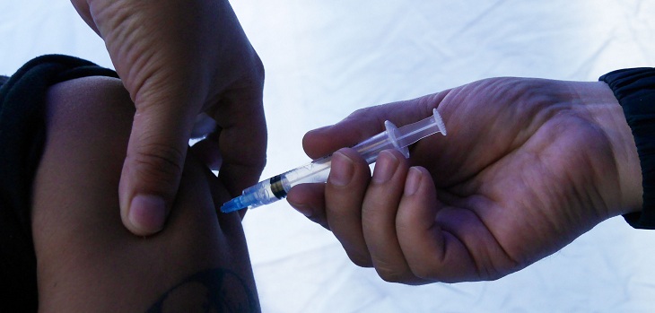 Minsal reportó 3.053 nuevos contagios de COVID-19: casos aumentan en región Metropolitana y Biobío