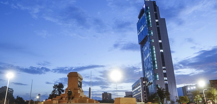 Se fue Baquedano de Plaza Italia: así se ve el icónico sector capitalino tras retiro de monumento