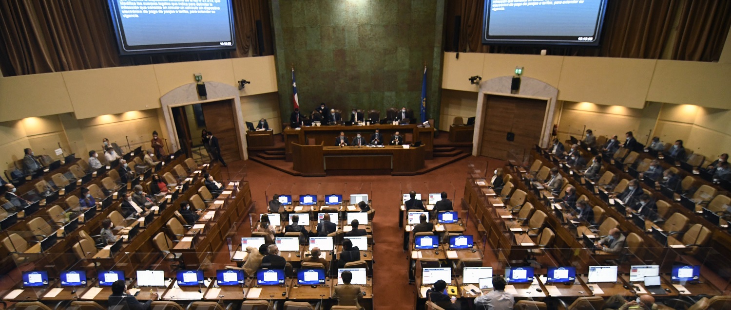 Cámara de Diputadas y Diputados aprueba proyecto que posterga elecciones de abril: pasa al Senado