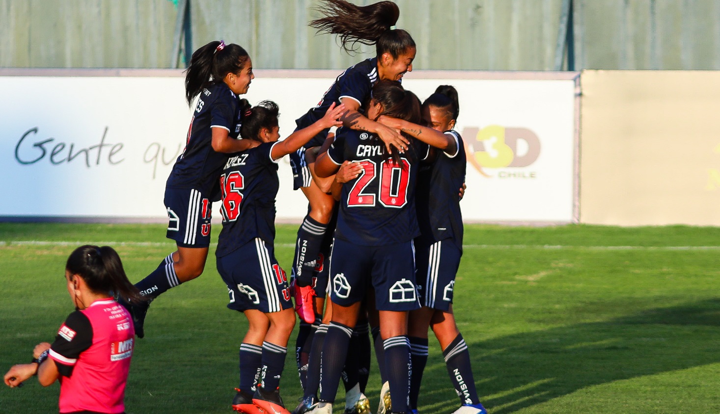 Universidad de Chile goleó a equipo paraguayo y avanzó a cuartos de final en Libertadores femenina
