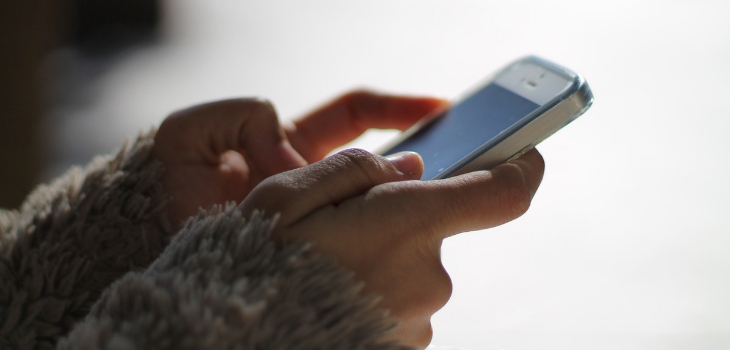 La nueva estafa del código de seis dígitos de WhatsApp: recomendaciones para evitar caer en ella