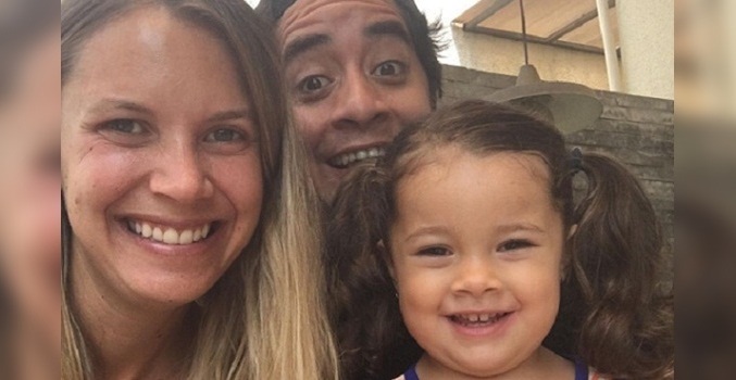 Fernando Godoy y su pareja mostraron cómo lograron dejar a su hija en el jardín: sacaron risas