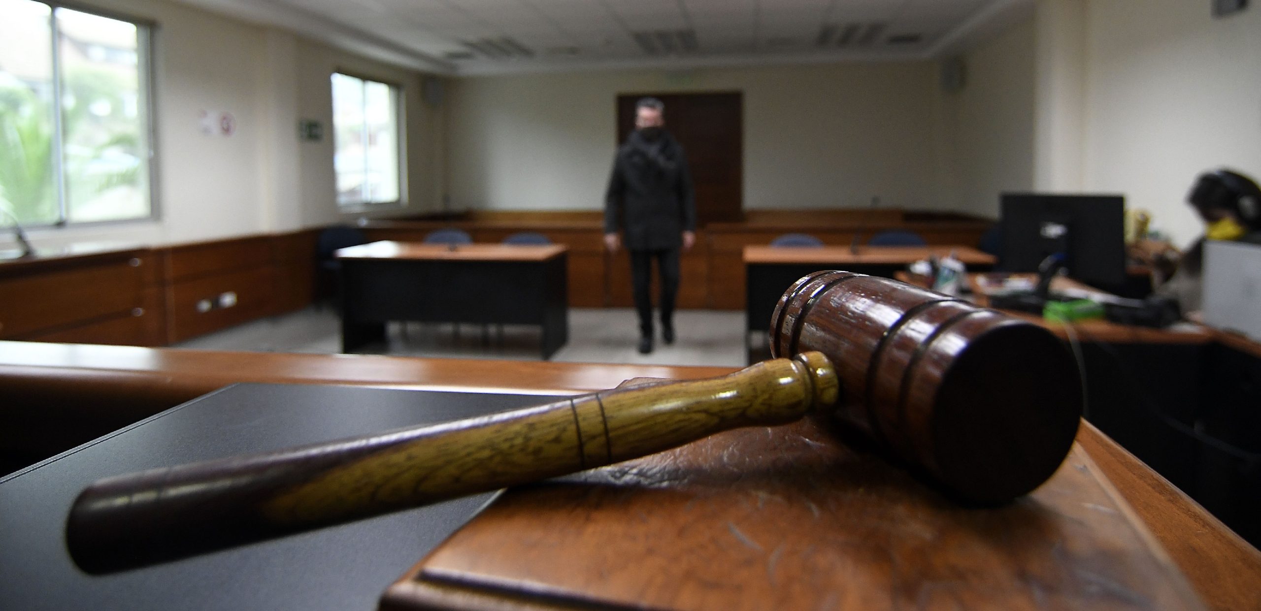 Decretan prisión preventiva para asaltante que atacó a una mujer con un destornillador en Santiago