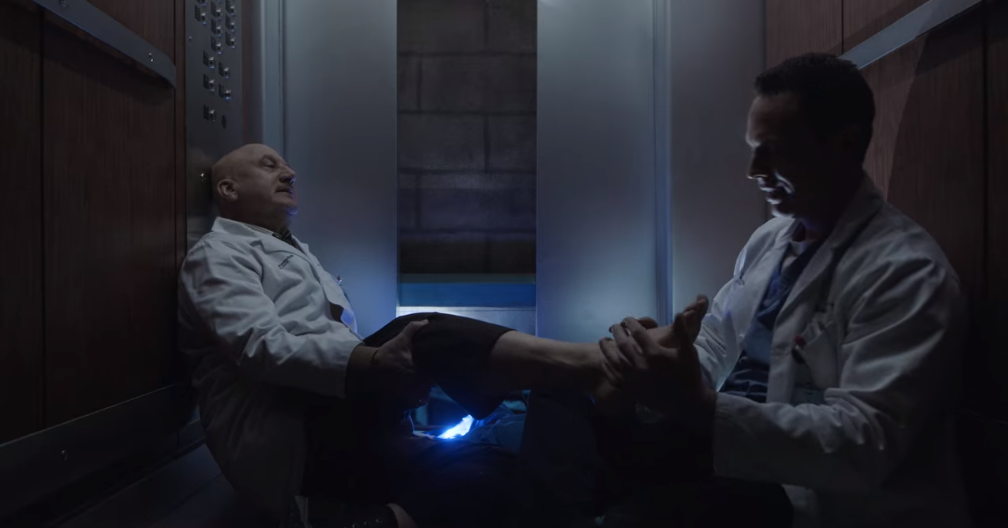 New Amsterdam: expertos explican si consejo de Dr. Kapoor para aliviar calambre es efectivo o falso