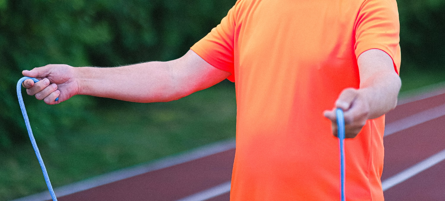 La técnica es fundamental: cómo saltar la cuerda correctamente y así obtener sus beneficios