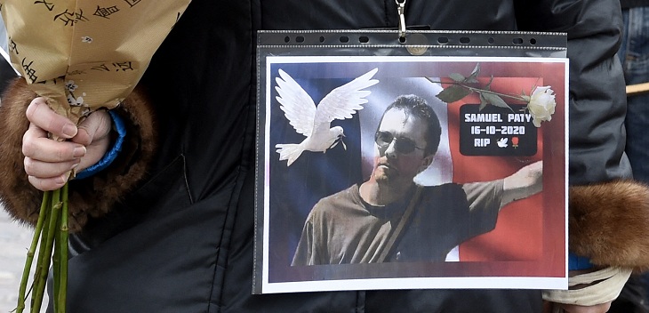 Alumna que acusó de una supuesta islamofobia a profesor decapitado en Francia admitió haber mentido