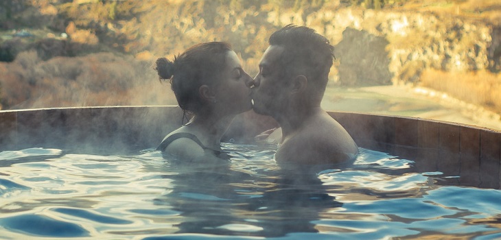 3 razones por las que tener sexo en el agua no es  como muestran en las películas