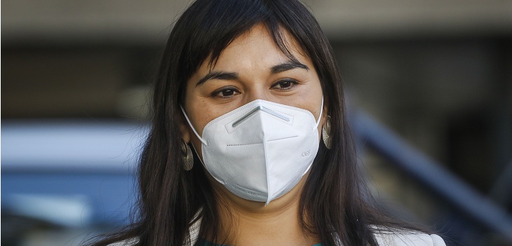 Las dos propuestas con que Izkia Siches busca sustituir el toque de queda actual en el país