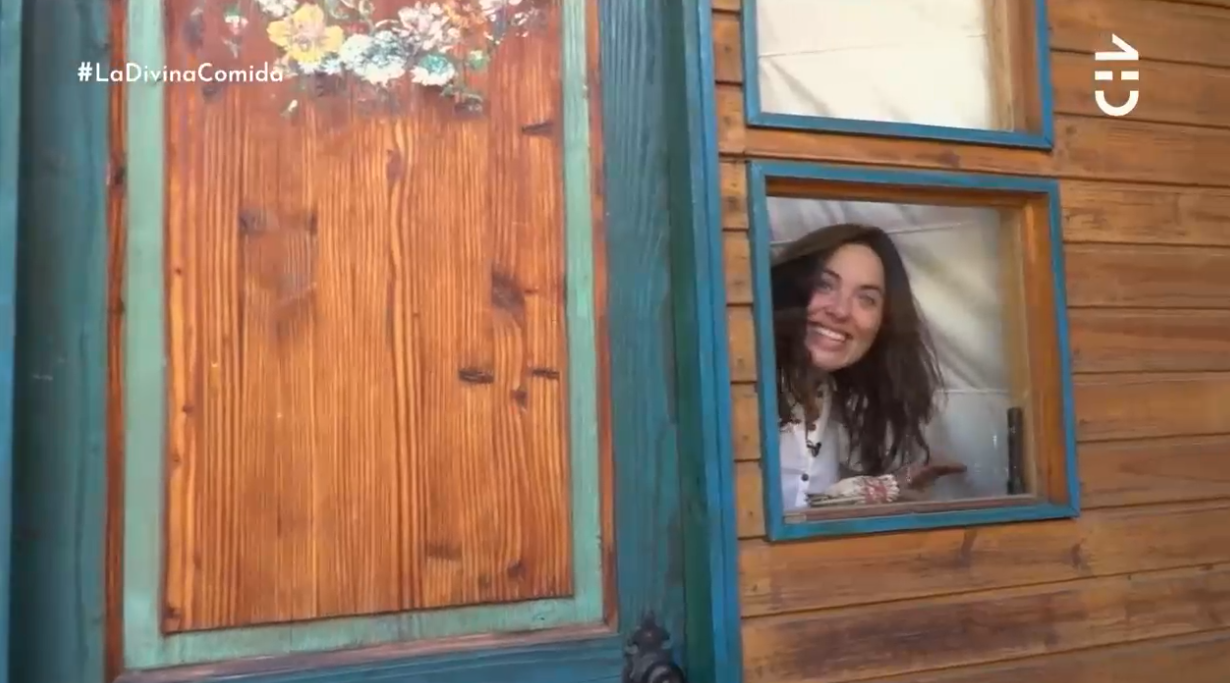 Soledad Cruz presentó a su familia en 'La Divina Comida' y su bella casa estilo 'Heidi'