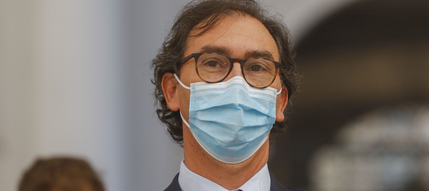 Tras polémico llamado: ministro Figueroa reconoció que franja deportiva genera problemas en colegios