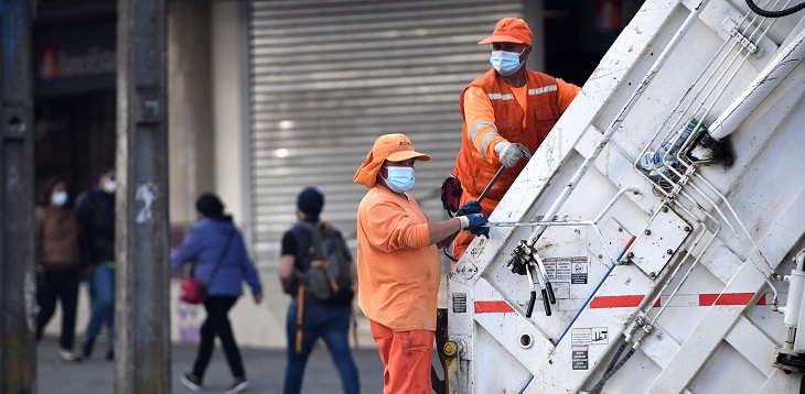 Bono Aseo: recolectores de basura recibirán beneficio automático de 1 millón de pesos