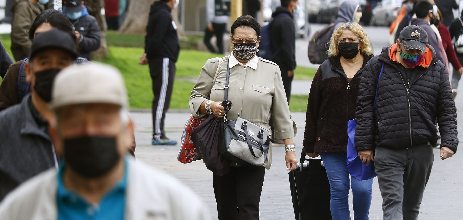 Reportan 7.304 nuevos casos de COVID-19: RM, Biobío y Valparaíso lideran contagios a nivel nacional
