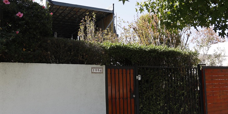 Detienen a 13 personas que trabajaban en construcción en Las Condes: acusan mal uso de permisos