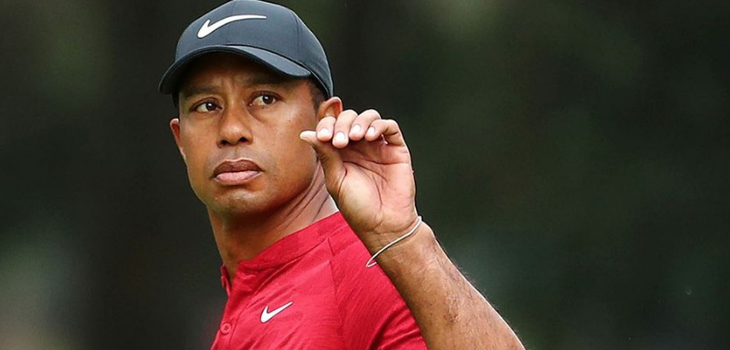 Tiger Woods publica su primera imagen tras sufrir accidente: aparece sonriendo y en muletas