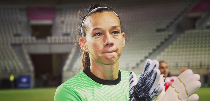 Tiane Endler fue elegida mejor portera en Francia: 