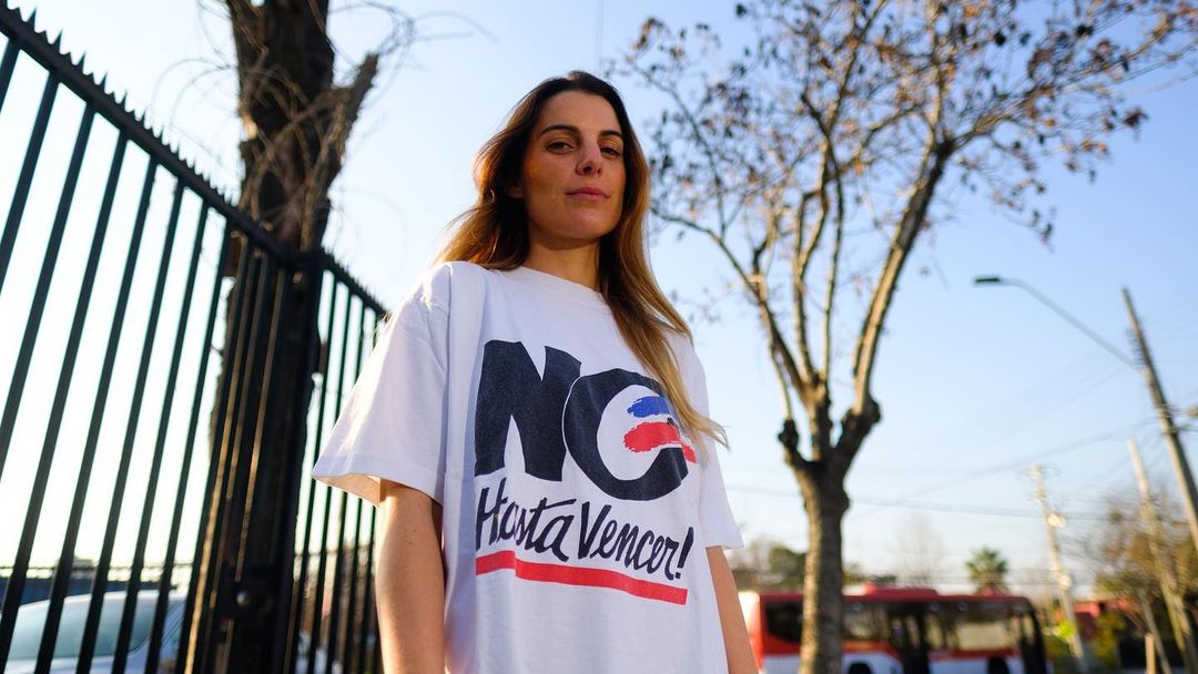 Maite Orsini sacó risas al mostrar lo que debió hacer en entrevista para no lucir tan baja