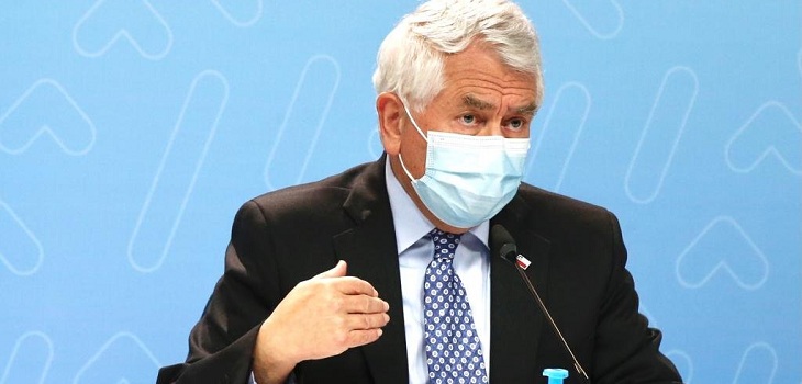 Ministro Paris respondió a dichos de Mañalich sobre inmunidad de rebaño: 