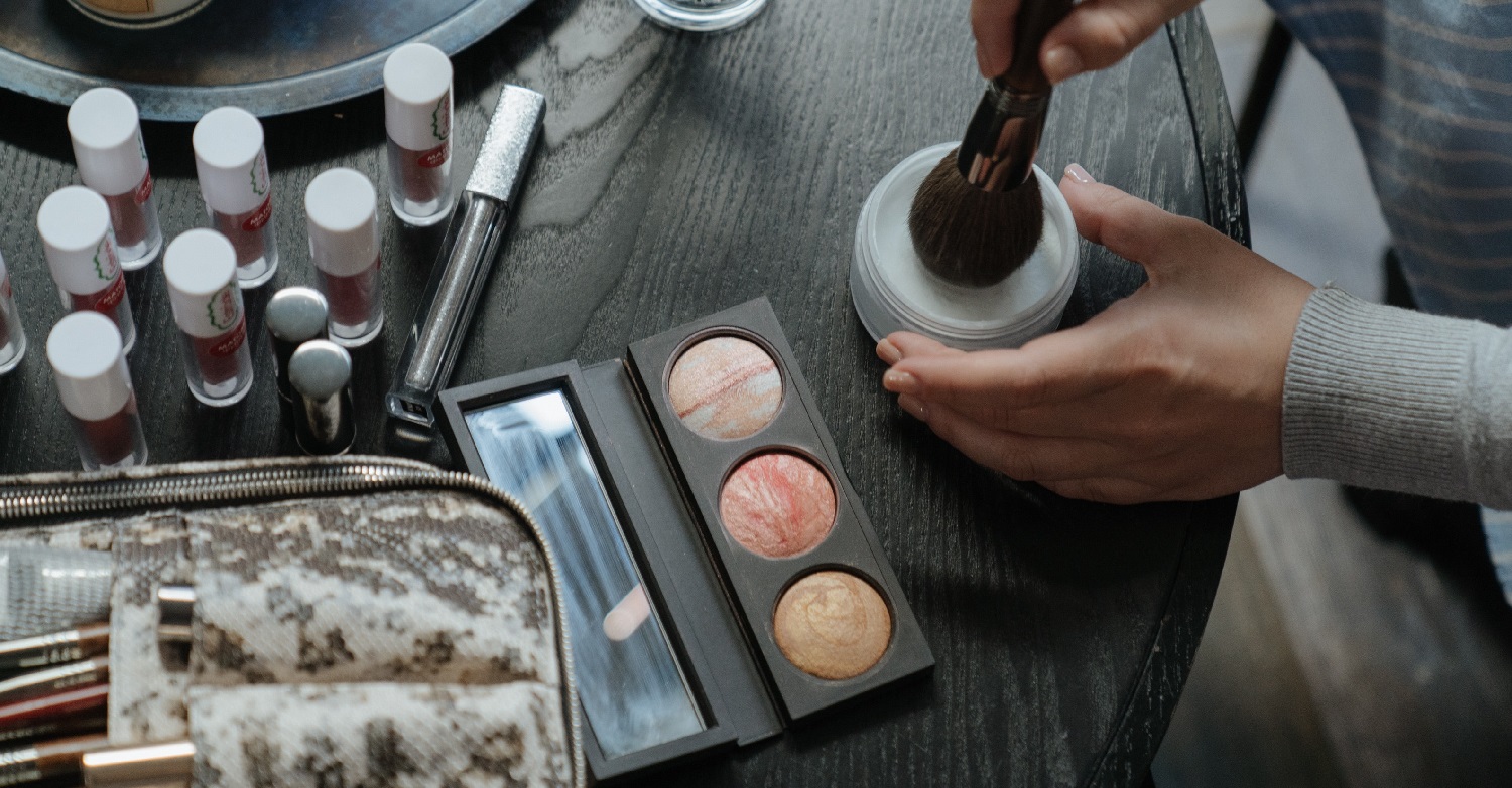 Con 6 productos: cómo lograr un maquillaje express por pocos pesos