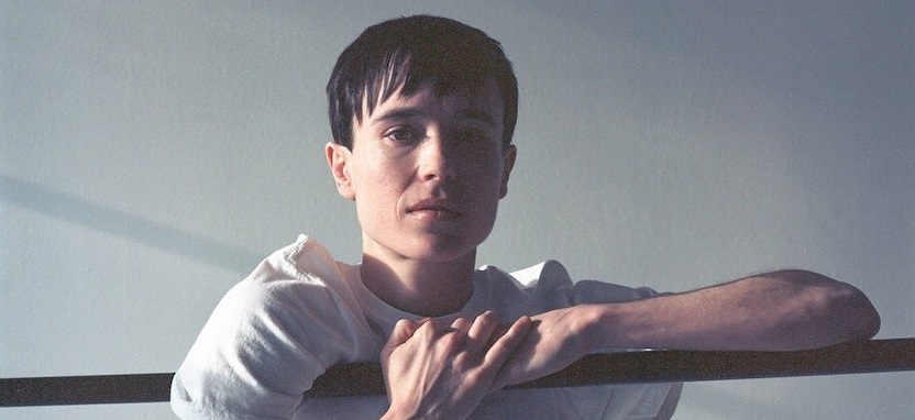 La alegría de Elliot Page: publicó foto usando su primer traje de baño tras someterse a cirugía