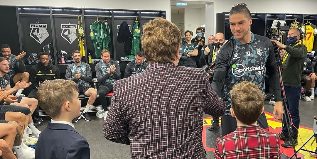 ¿Por qué Elton John y Francisco Sierralta se reunieron en Inglaterra? Este fue el especial motivo