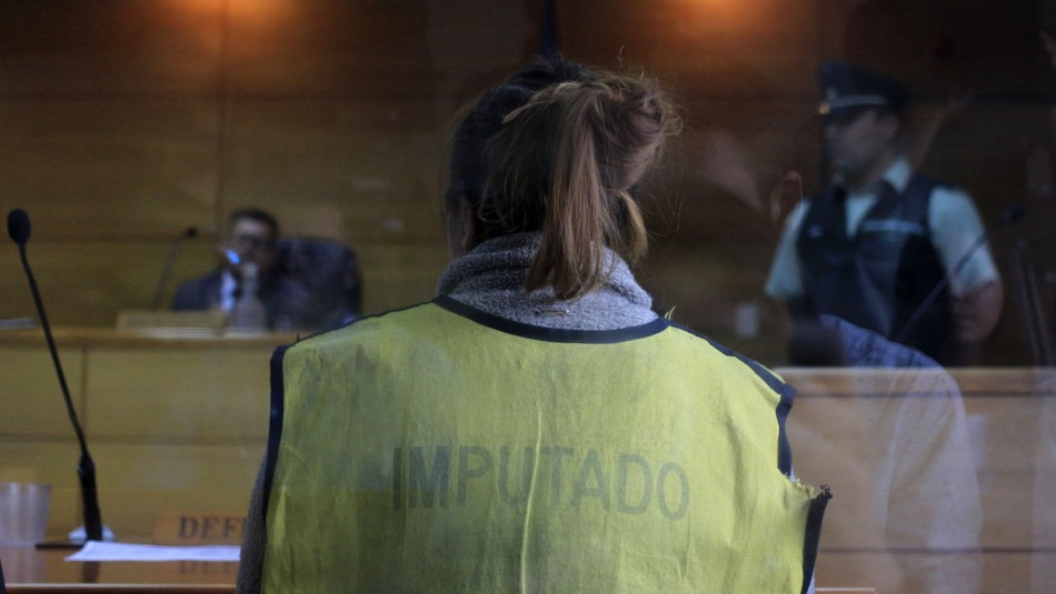 Mujer acusada de parricidio de su pareja en Panguipulli seguirá detenida: faltan detalles claves