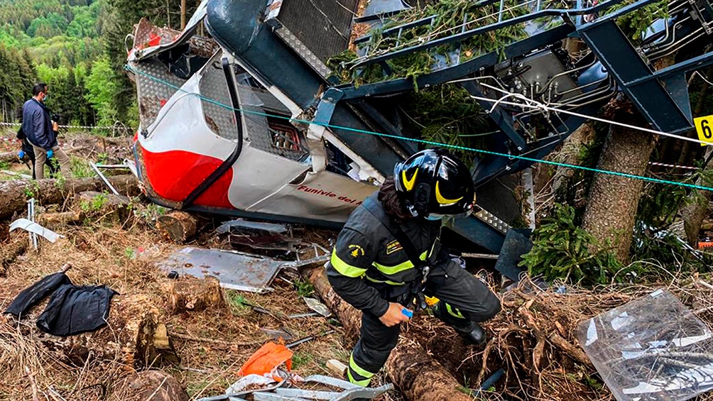 Revelan nuevos antecedentes de terrible accidente en Italia: van 14 personas muertas