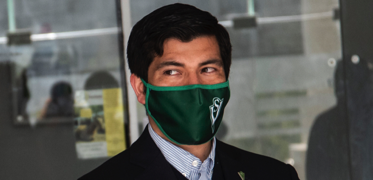 Presidente de Santiago Wanderers sufrió un ataque explosivo en su casa: no hubo lesionados