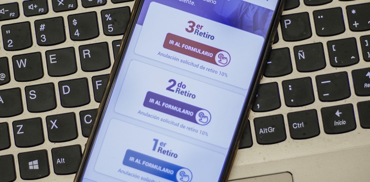 Y llegó el día: compañías de seguro y AFP habilitan formularios para iniciar el retiro del 10%
