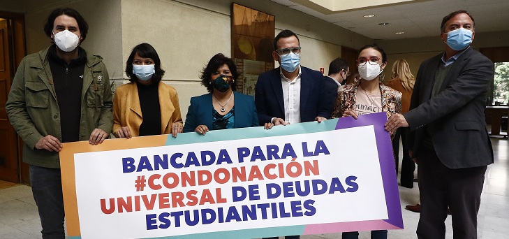 Diputados presentan reforma constitucional para condonar de manera universal deudas estudiantiles