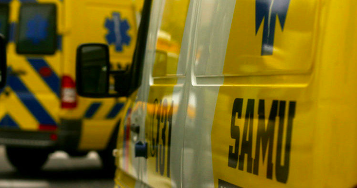 Murió adolescente que fue encontrado flotando en la piscina de su casa en la región Metropolitana